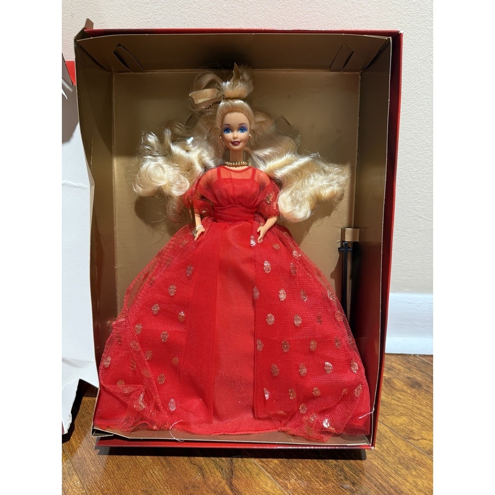 Vintage 1991 Barbie Doll Special Limited Edition Blonde Evening Flame NRFB